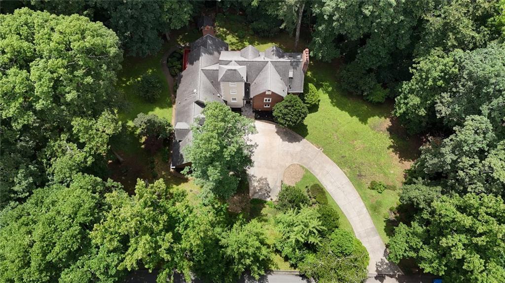 5599 Stone Creek Dr., Stone Mountain, GA 30087