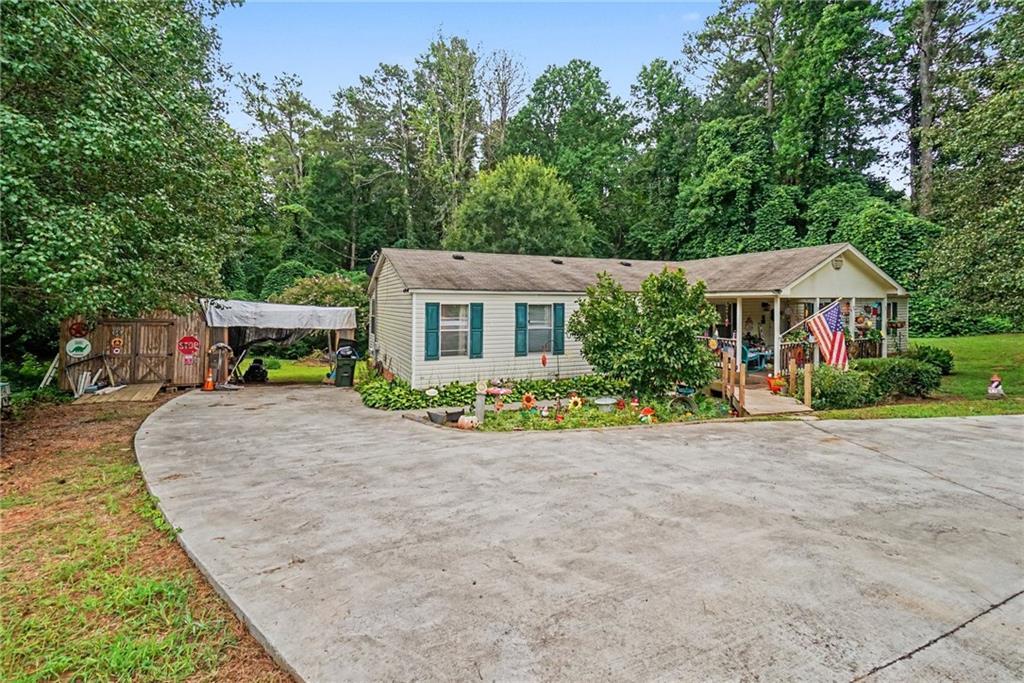 650 Bart Manous Rd., Canton, GA 30115