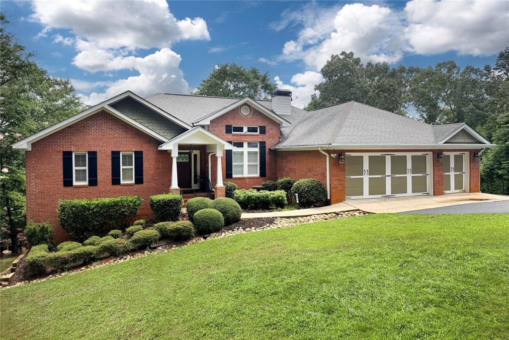 7913 S Barkers Bend Dr., Murrayville, GA 30564