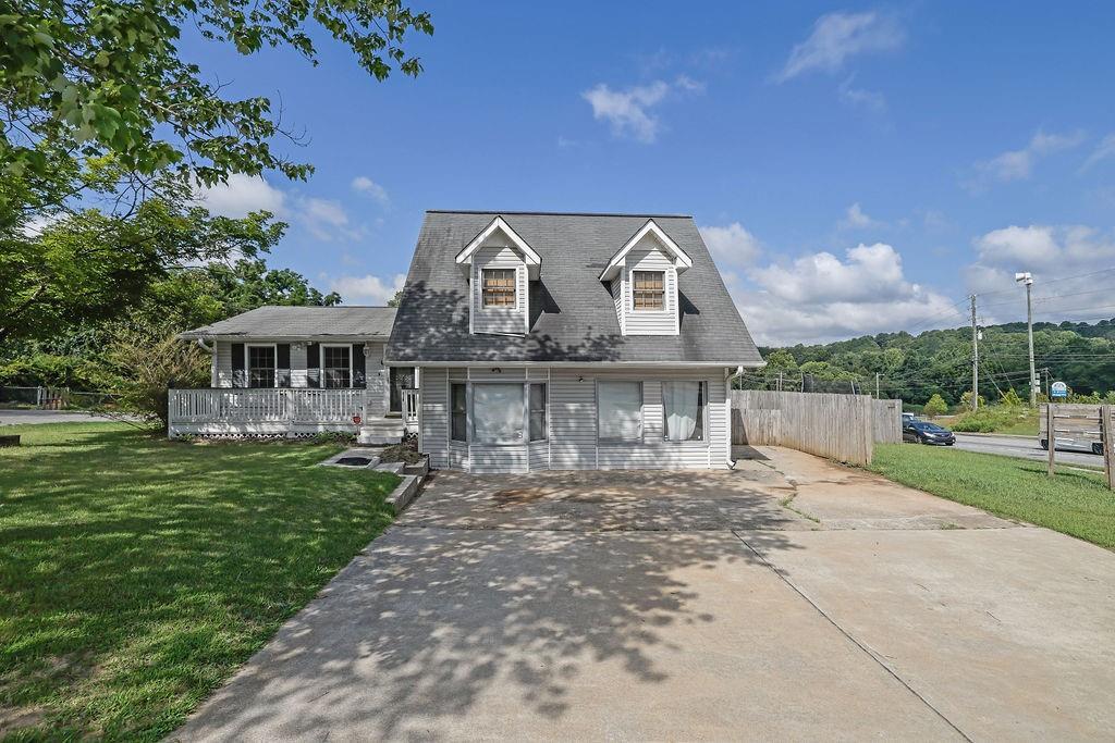 202 Mill Creek Rd., Woodstock, GA 30188