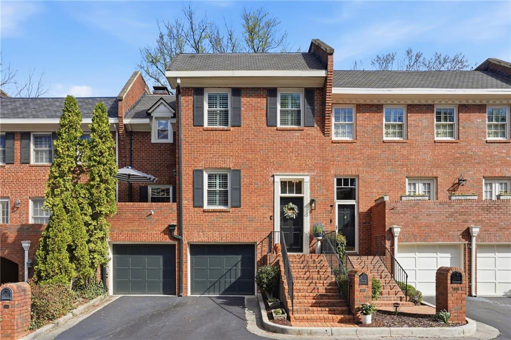 423 Jefferson Cir., Atlanta, GA 30328