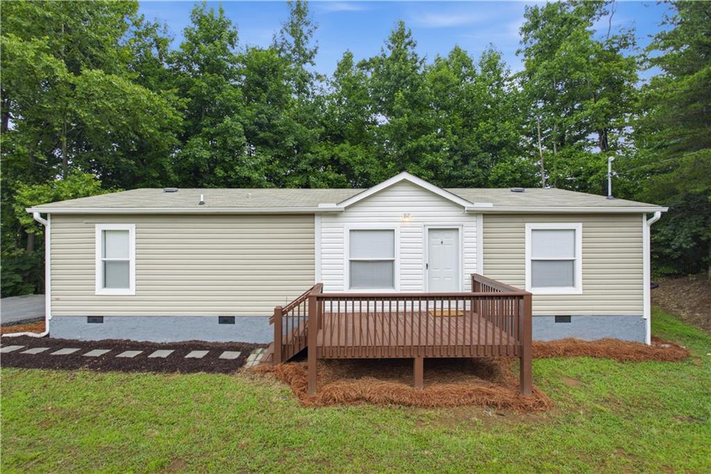 672 King Richard Ct., Murrayville, GA 30564