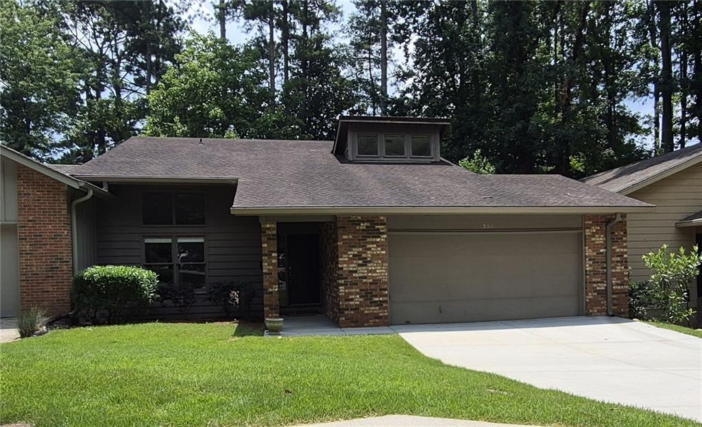 300 Cruise Ct., Roswell, GA 30076