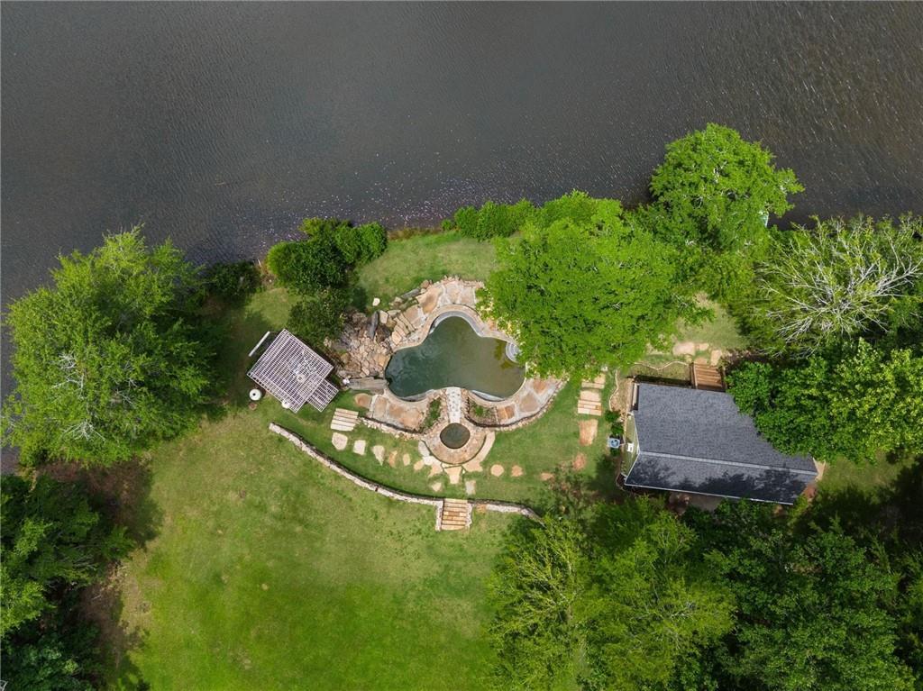 5098 Crescent Rd., Dry Branch, GA 31020