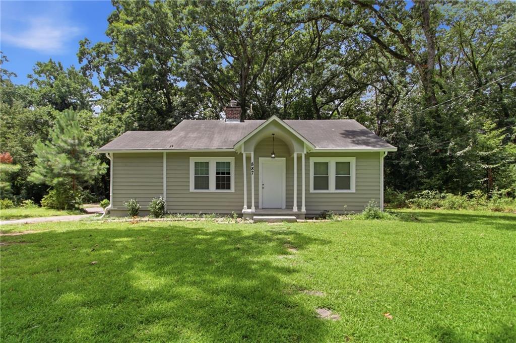 887 Ellis Rd., Stone Mountain, GA 30083