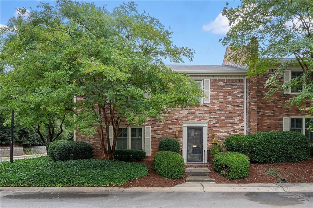 2455 Leafgate Rd., Decatur, GA 30033