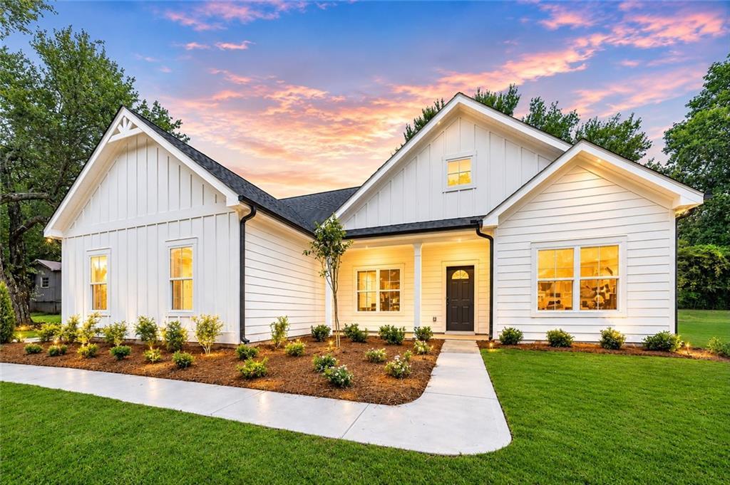151 Bruce Rd., Dawsonville, GA 30534