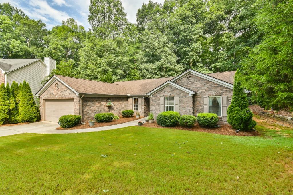 2044 Lantern Dr., Jefferson, GA 30549