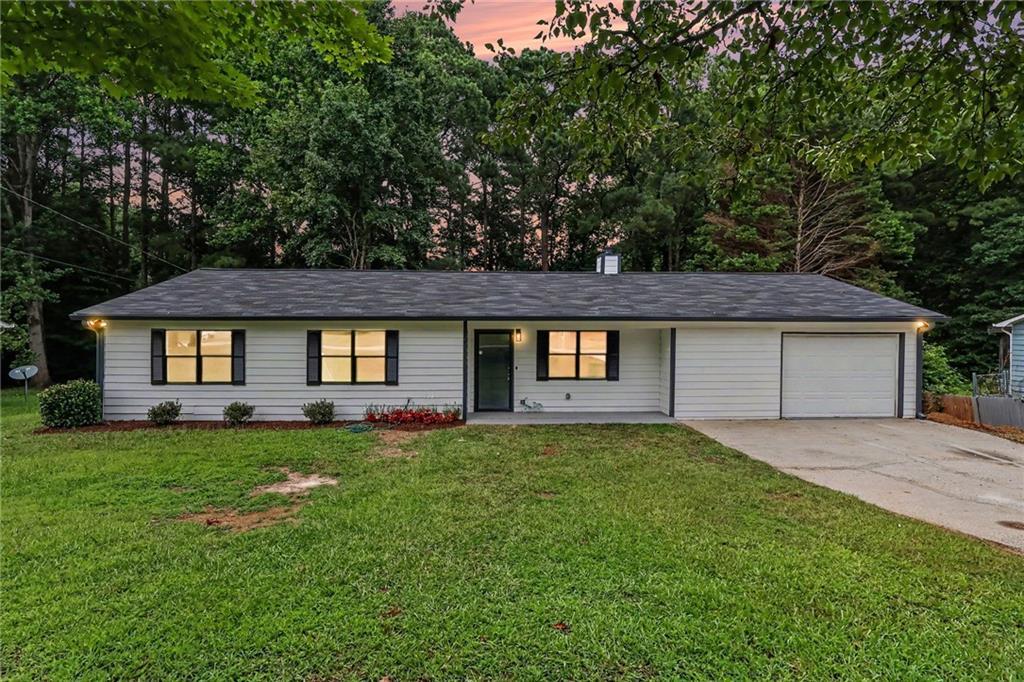 3210 Grand Central Dr., Snellville, GA 30078