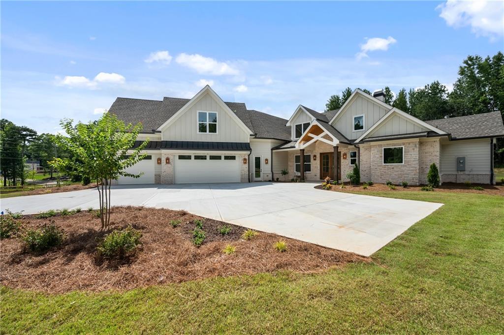 2889 Briscoe Rd., Loganville, GA 30052