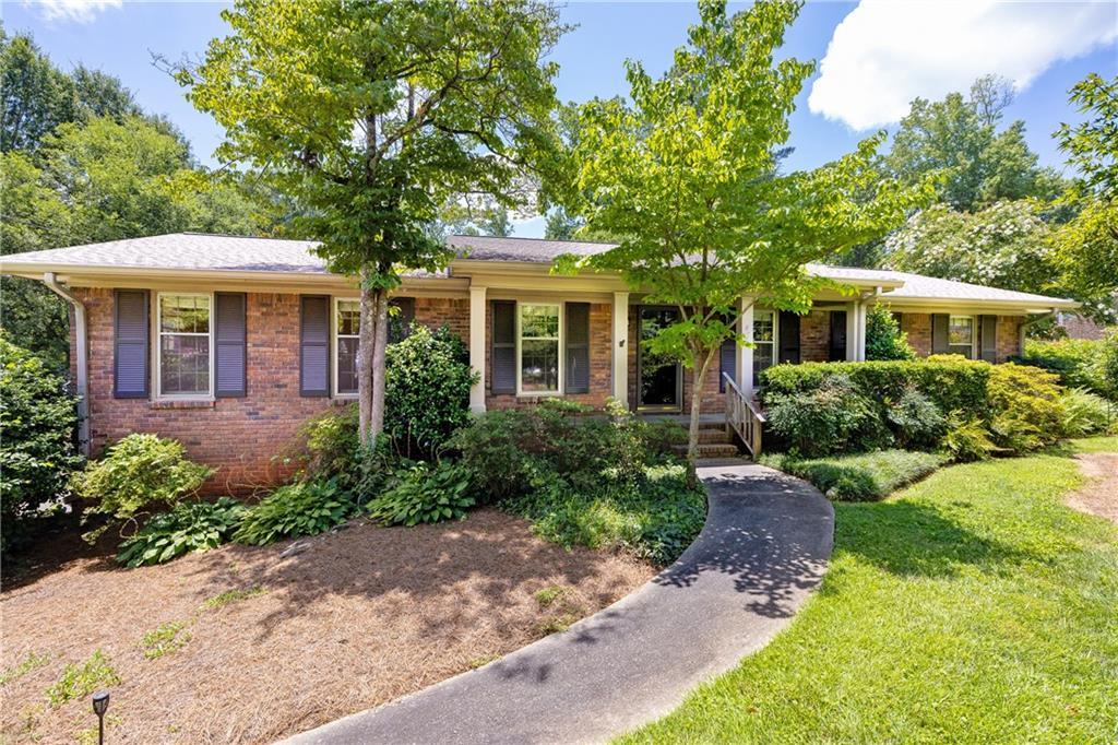472 Highview Dr., Smyrna, GA 30082