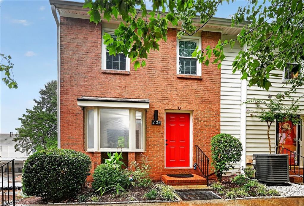 226 High Creek Dr., Roswell, GA 30076