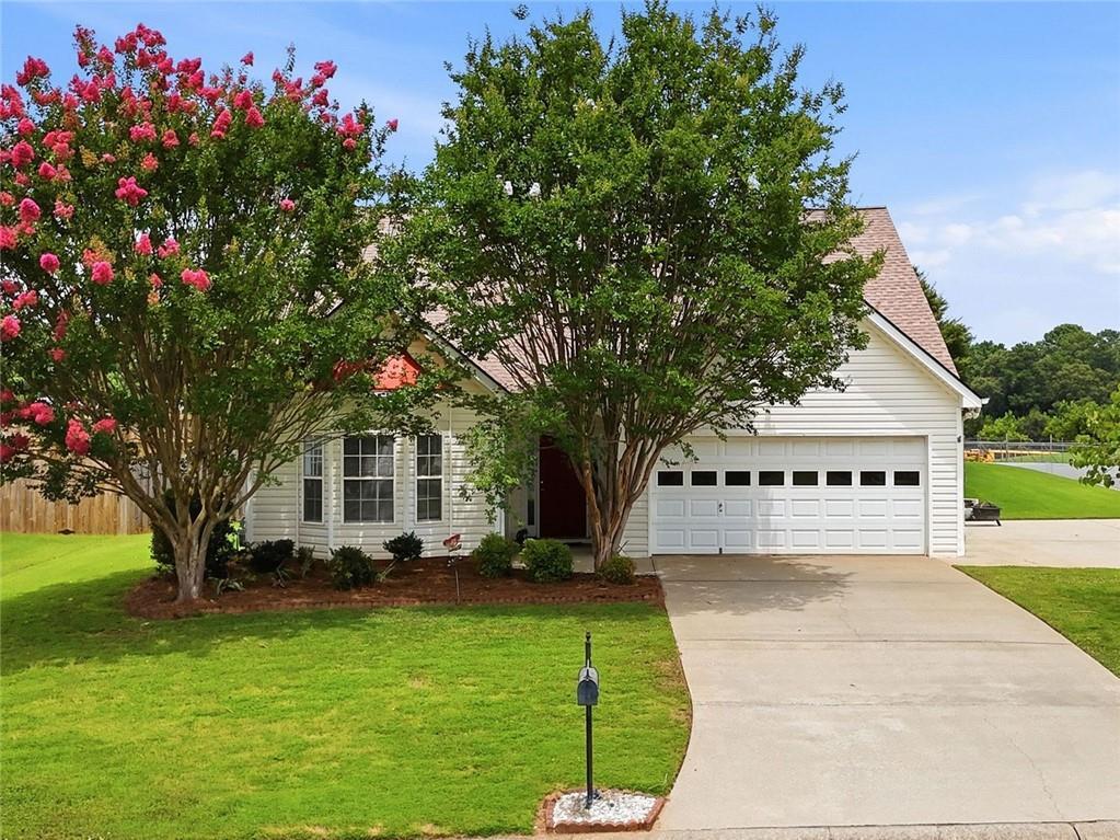 216 Lee Ct., Canton, GA 30115