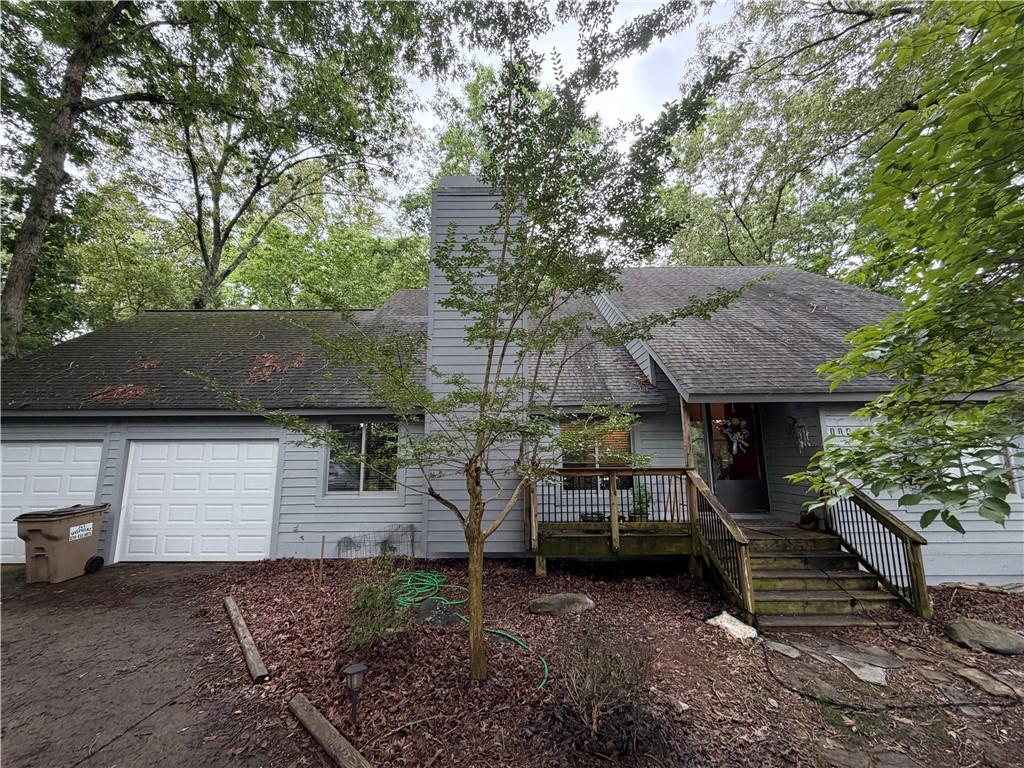 114 Lakeview Cir., Waleska, GA 30183