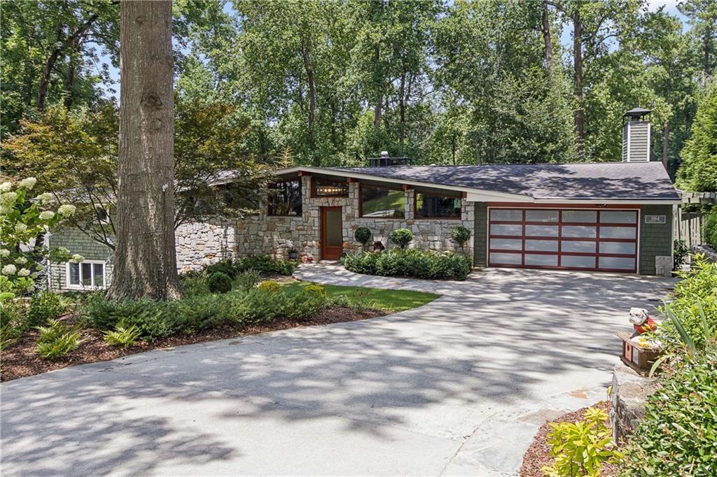 1164 Bonview Ln., Atlanta, GA 30324
