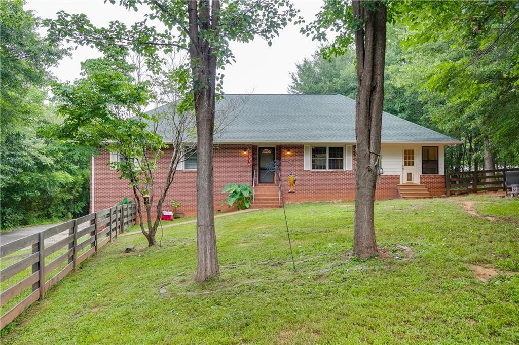 3845 Level Grove Rd., Cornelia, GA 30531