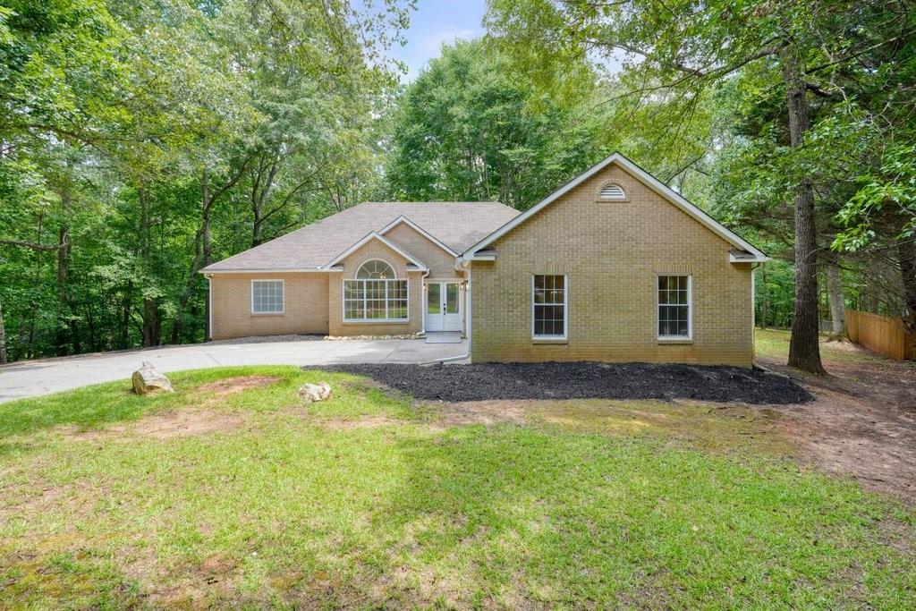 305 Michael Cir., Canton, GA 30114