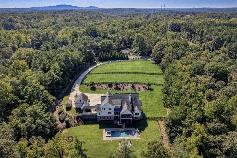 13235 SE Arnold Mill Rd., Roswell, GA 30075