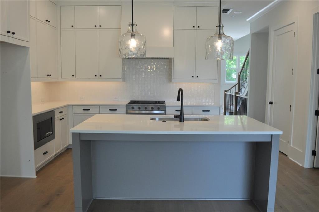 241 White St., Marietta, GA 30060