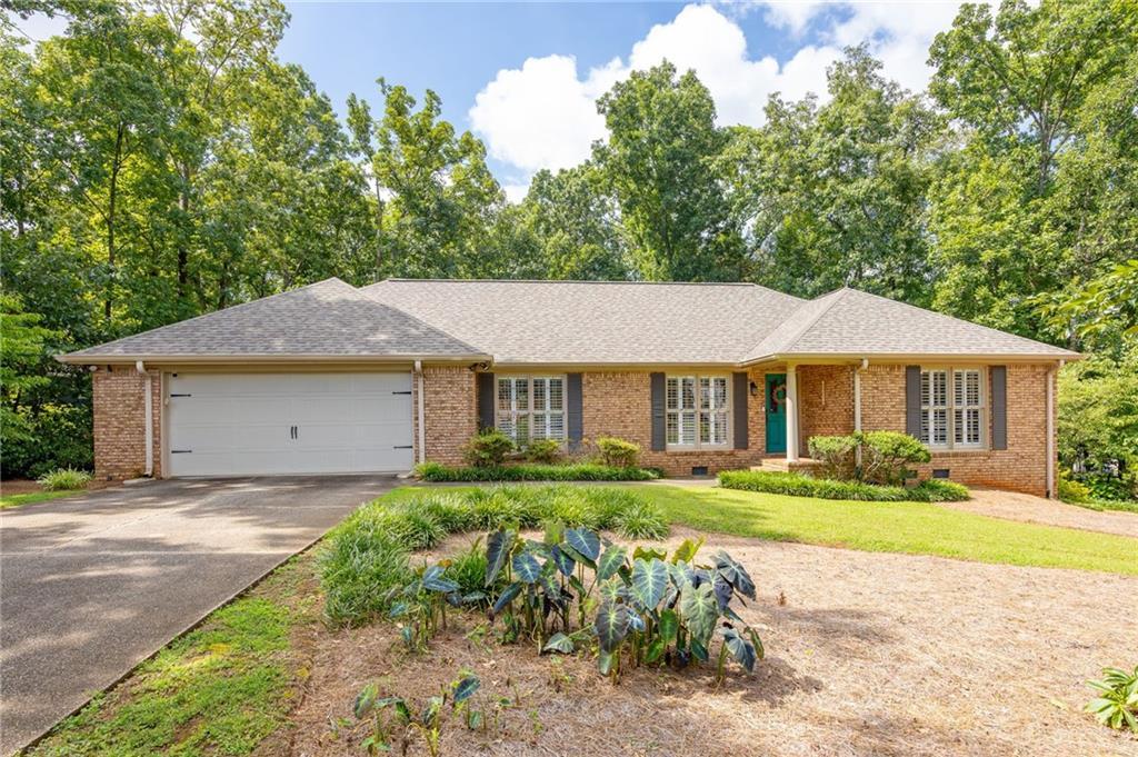 1656 Windcrest Dr., Marietta, GA 30064