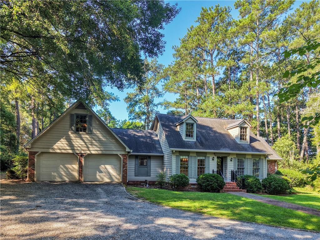 4476 Rivoli Dr., Macon, GA 31210