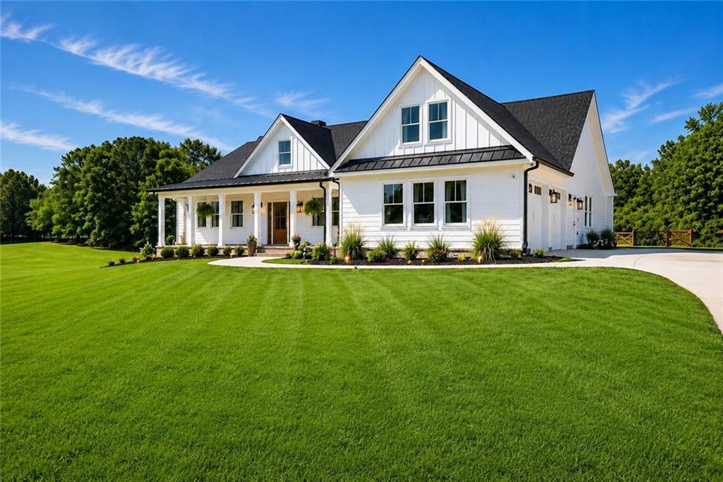 4275 Haynes Cir., Snellville, GA 30039