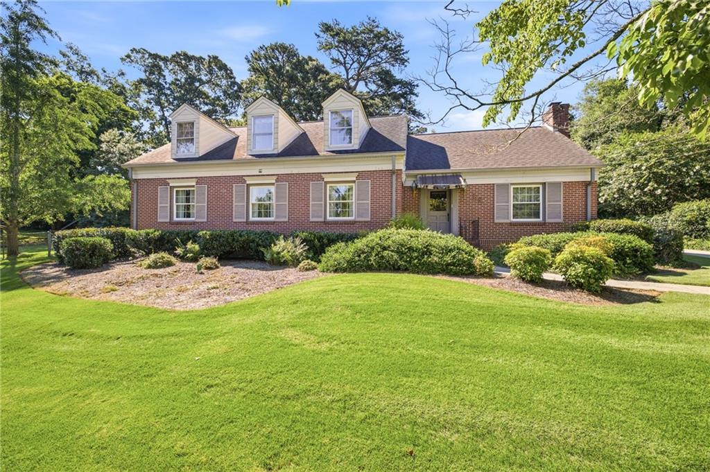 1154 Glenwood Dr., Gainesville, GA 30501