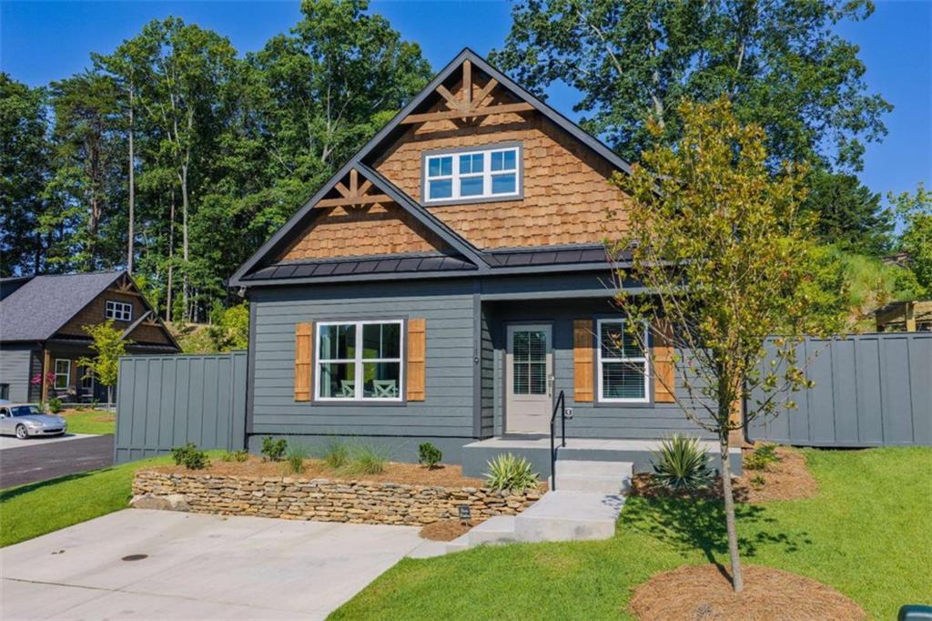 119 Red Cloud Walk, Waleska, GA 30183