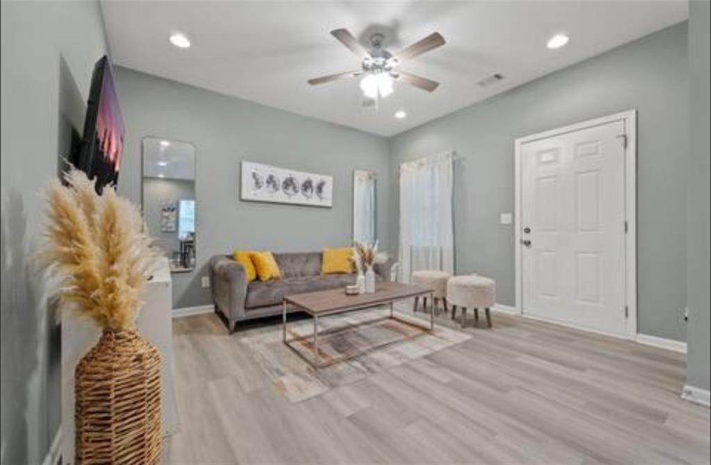 1891 NW Tremont Dr., Atlanta, GA 30314