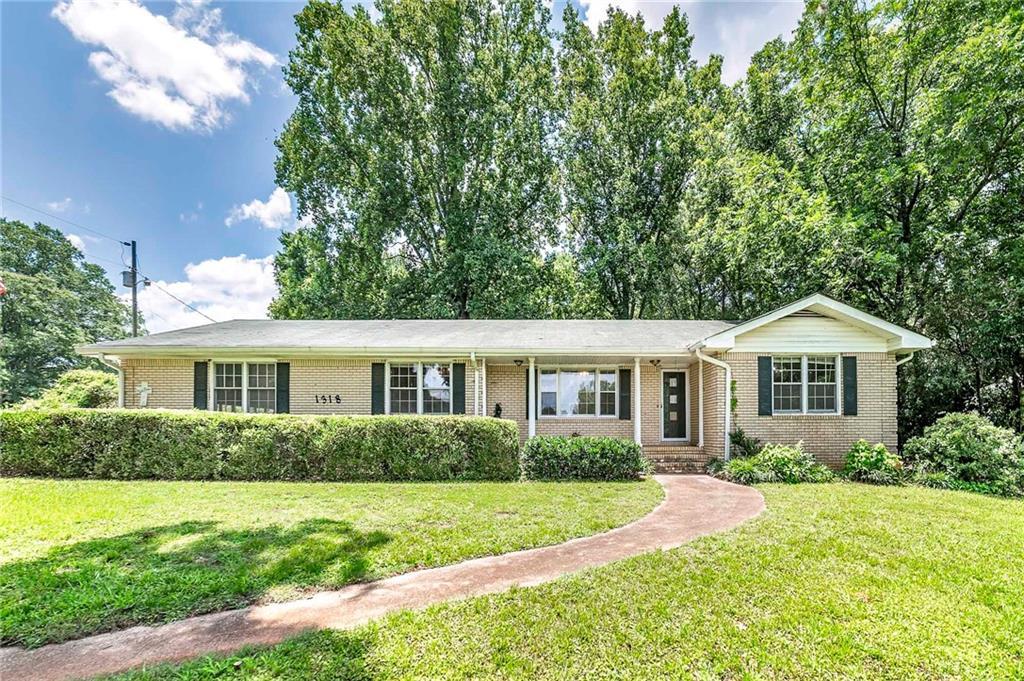 1318 East Lake Rd., Mcdonough, GA 30252