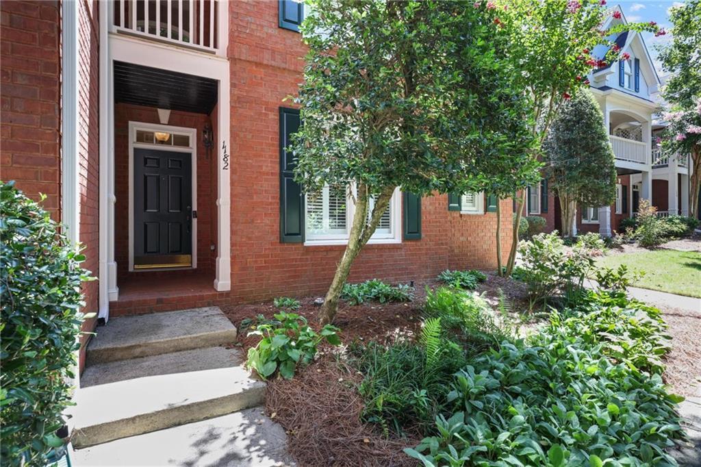 1182 Brookhaven Glen, Atlanta, GA 30319