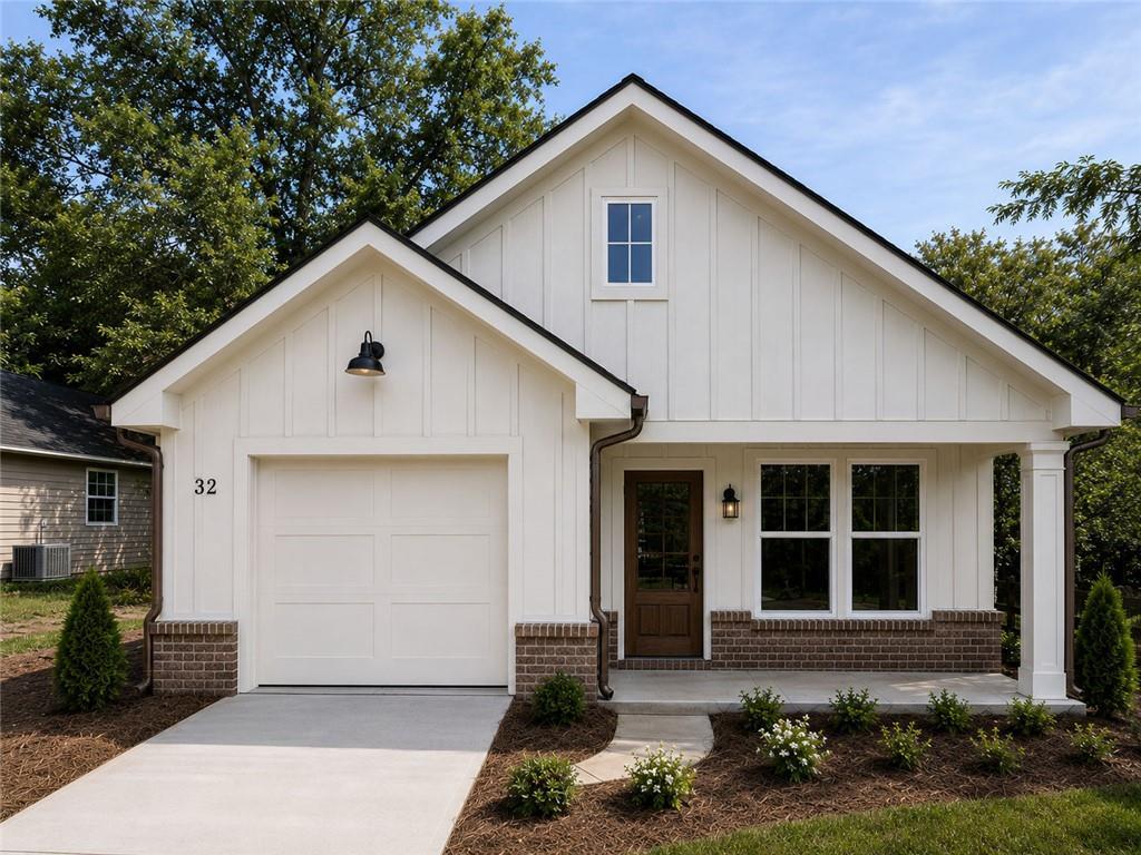 32 Walker St., Cartersville, GA 30120