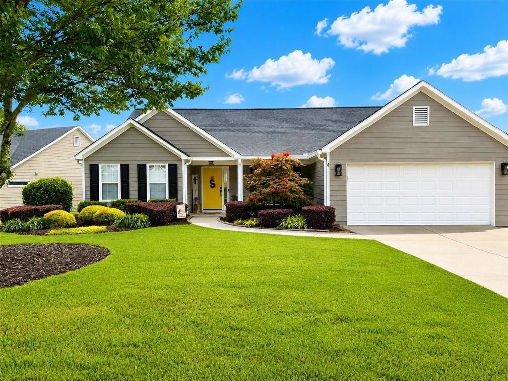 319 Spring Hill Dr., Canton, GA 30115