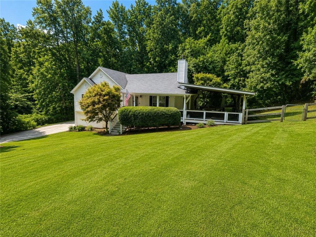 309 Calusa Pl., Ball Ground, GA 30107