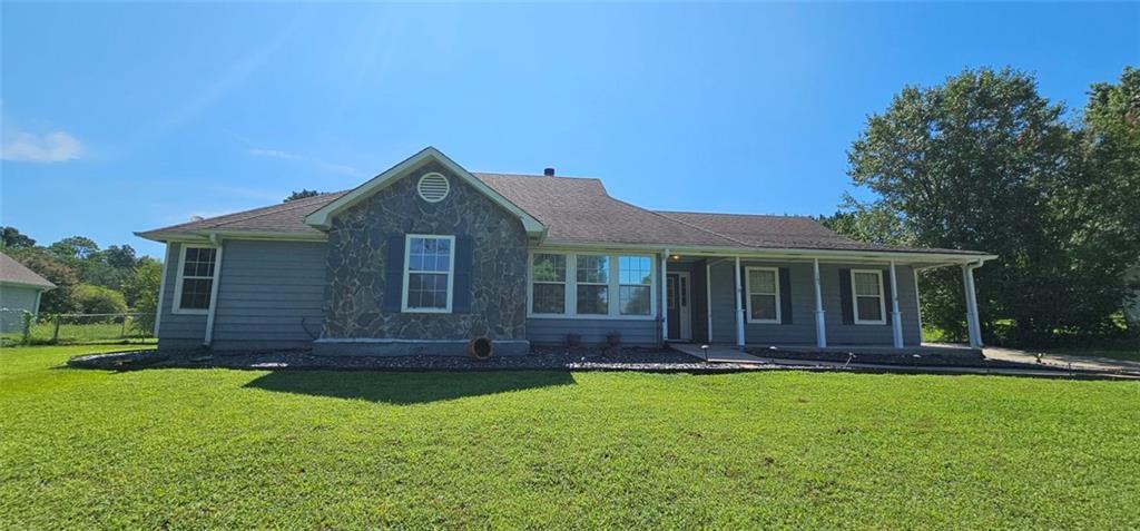 165 Water View Dr., Stockbridge, GA 30281