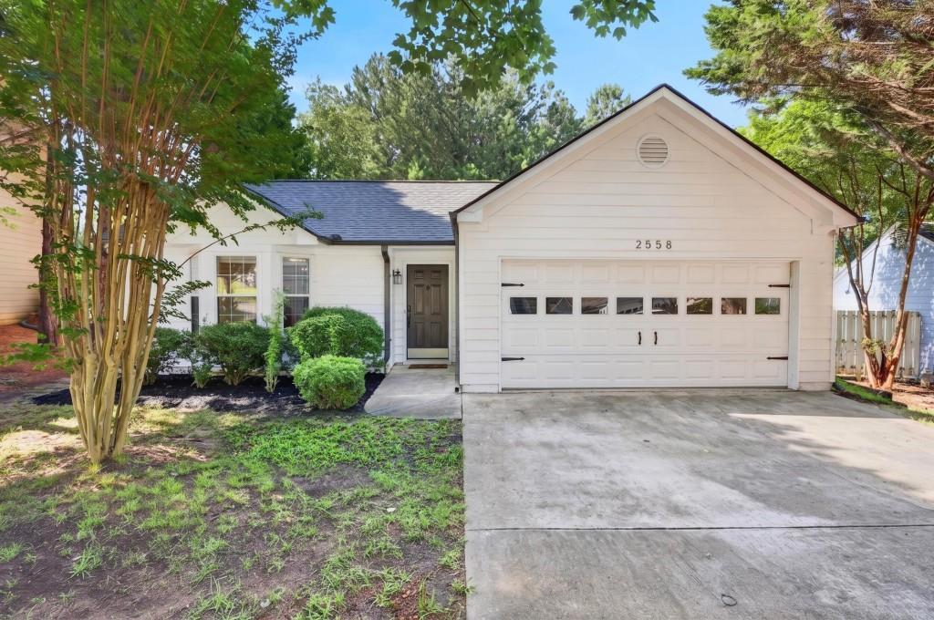 2558 Candlewood Way, Lawrenceville, GA 30044