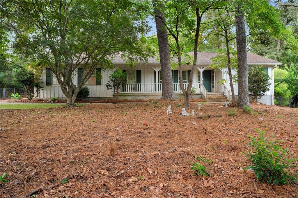 495 Huntington Dr., Alpharetta, GA 30004