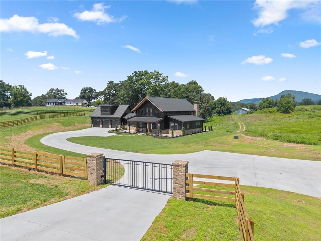 5711 Cleveland Hwy., Clermont, GA 30527