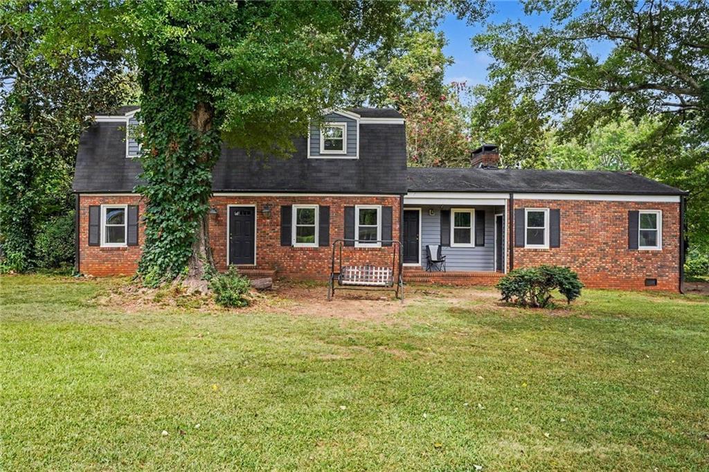 1019 E College St., Griffin, GA 30224