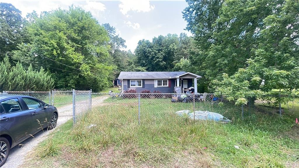 512 Donahoo Rd., Silver Creek, GA 30173
