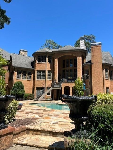 280 Old Ivy Rd., Atlanta, GA 30342
