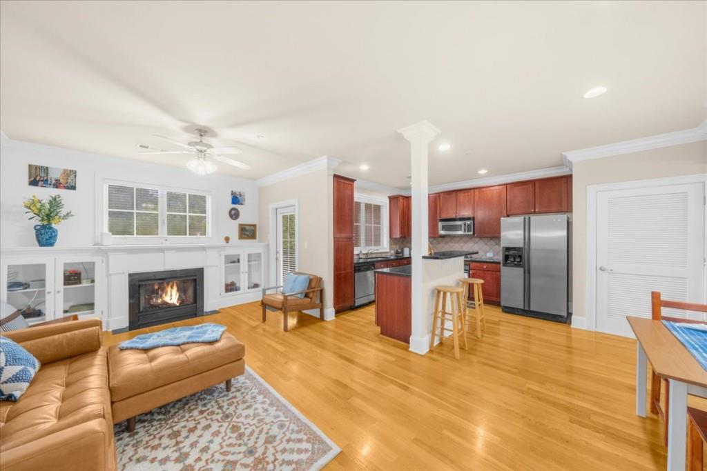 199 Le Gran Ct., Sandy Springs, GA 30328