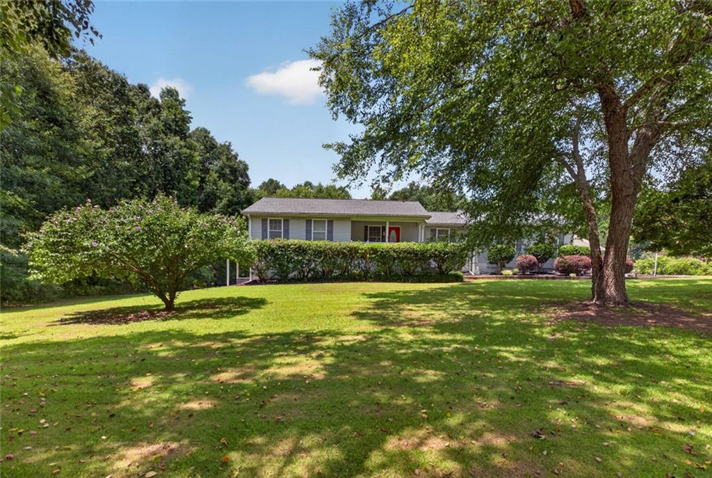 8715 Gullatt Rd., Palmetto, GA 30268