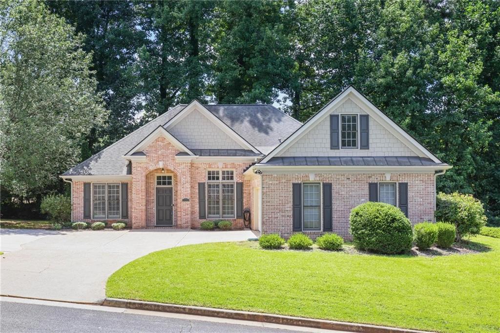 105 Peregrine Way, Kennesaw, GA 30144
