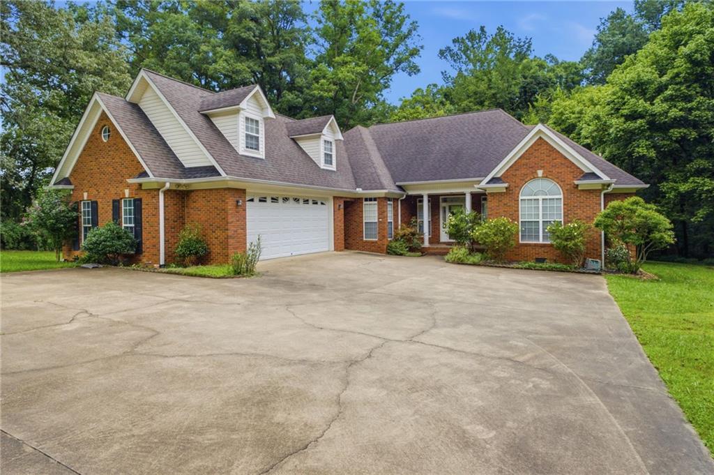 777 Wilkerson Rd., Rome, GA 30165