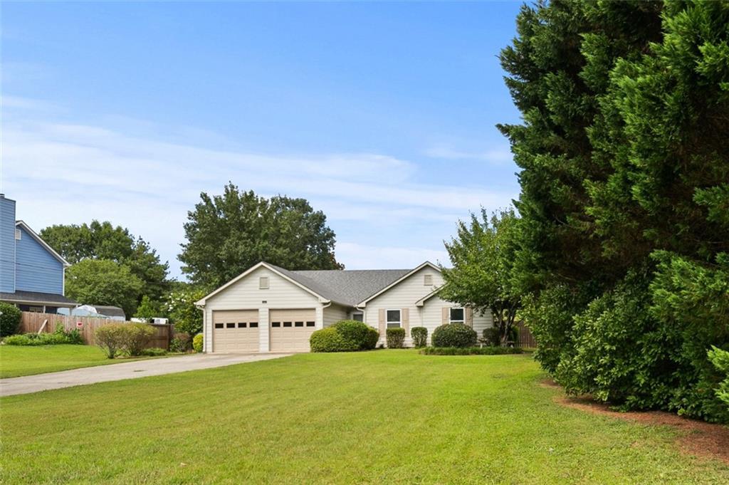3100 Oak Grove Rd., Loganville, GA 30052