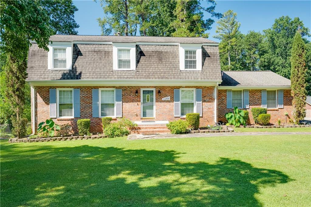 4737 Fellsridge Dr., Stone Mountain, GA 30083