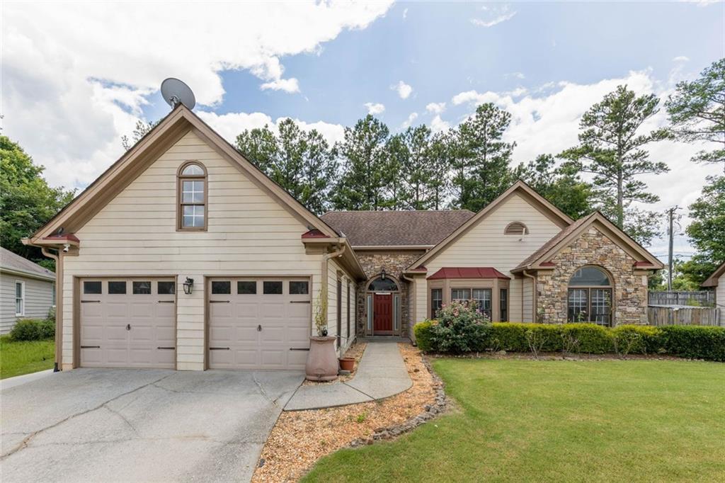 3030 Northcliff Dr., Suwanee, GA 30024