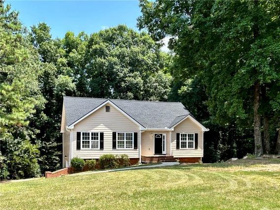 New Homes with Master Bedrooms on the 1st Floor That Attend South Salem Elementary School: July 18th to July 24th