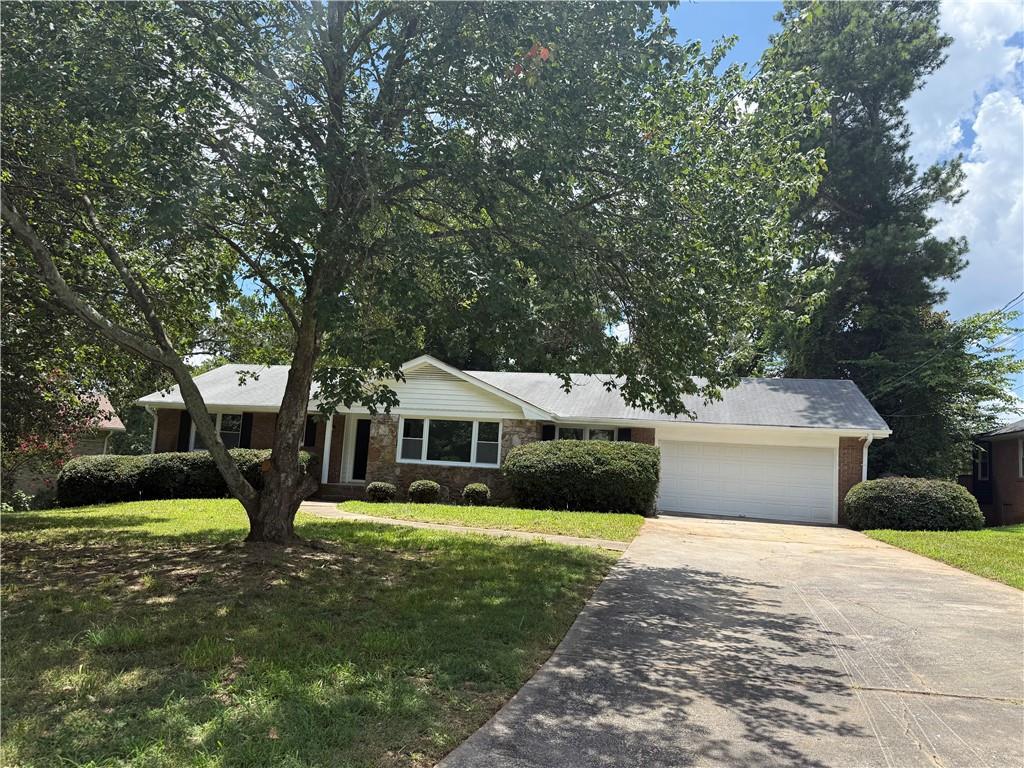4144 Wellington Hills Dr., Snellville, GA 30039